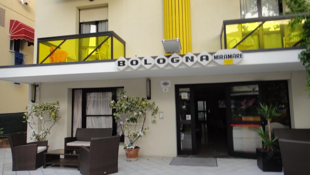 Hotel Bologna Rímini Exterior foto